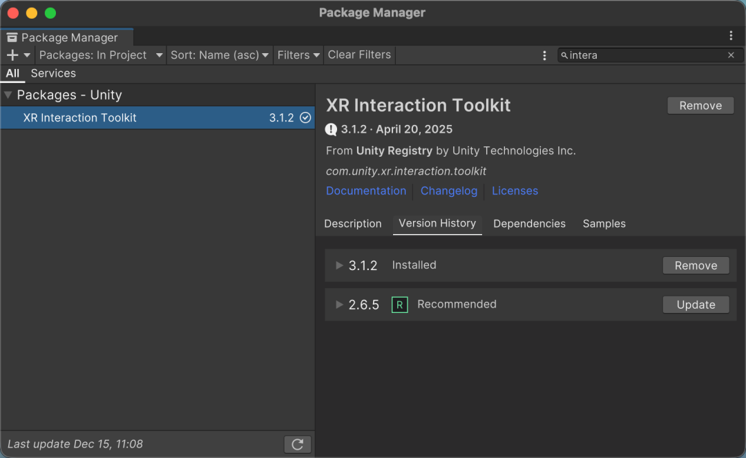 Package Manager 的 Version History 选项卡，XRI 3.1.2 已安装，2.6.5 显示为 Recommended 并带 Update 按钮